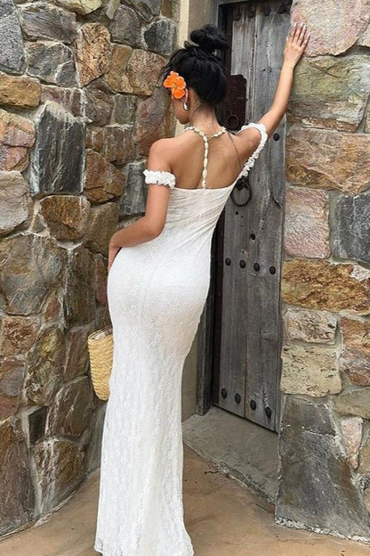 Arabella Lace Spaghetti Strap Maxi Dress