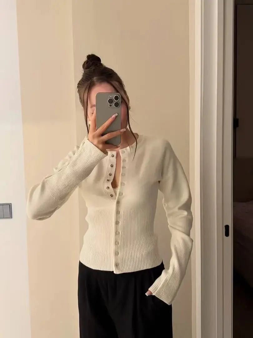 SOKYND Elena Buttoned Slim Cardigan CardiganWhiteS