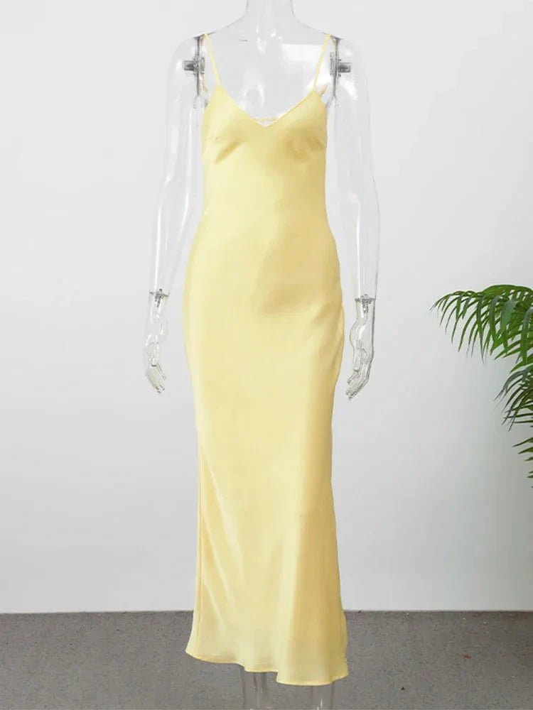 SOKYND Reina Satin Backless Maxi Dress DressYellowXS